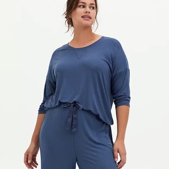 NWT Torrid Plus Size Ribbed Dolman Half Sleeve Lounge Tee Top In Blue - Picture 3 of 7